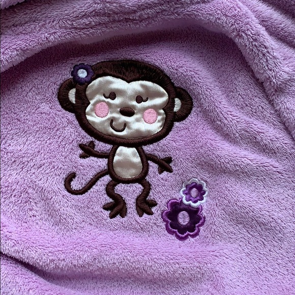 Monkey Robe - Picture 3 of 5